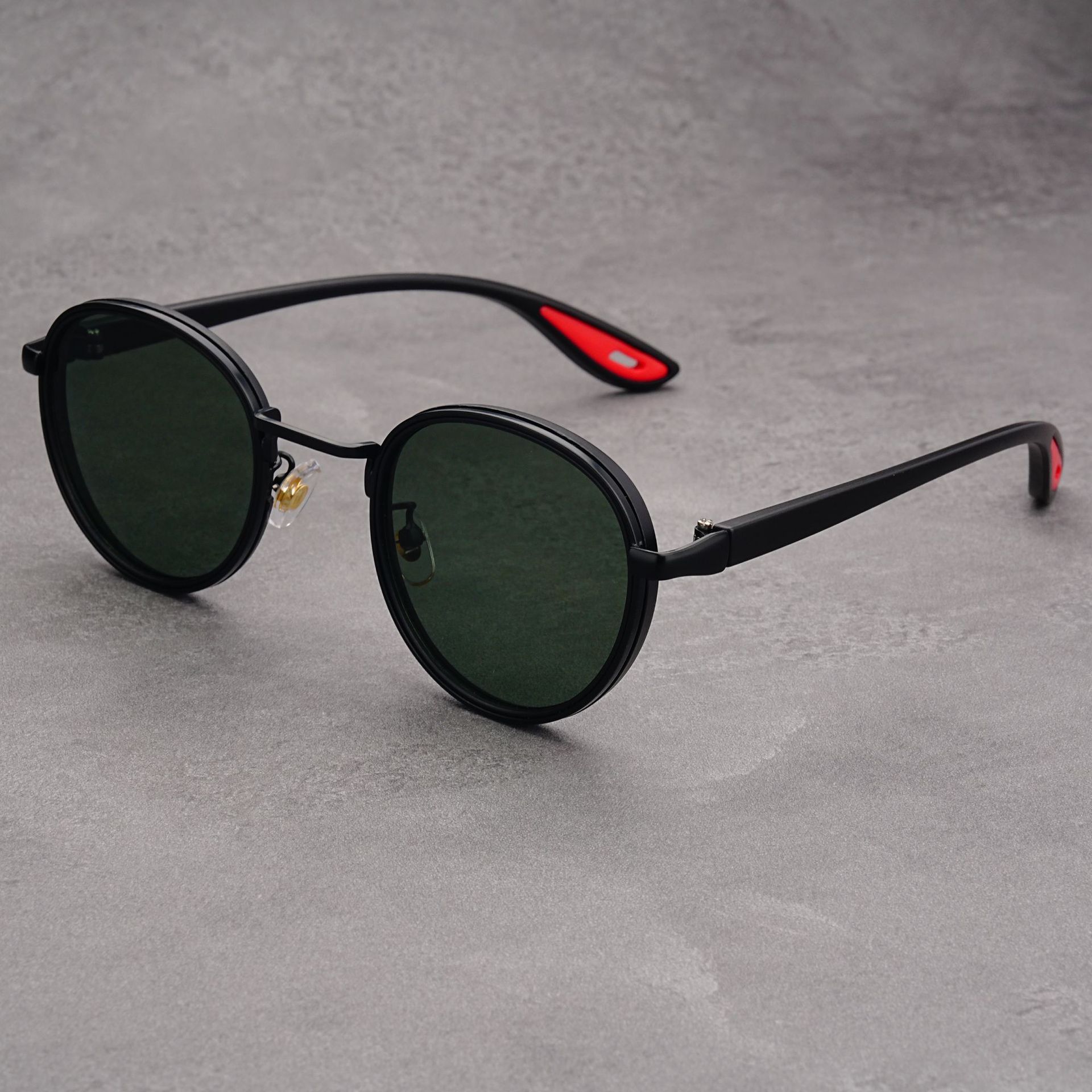 792315464-4